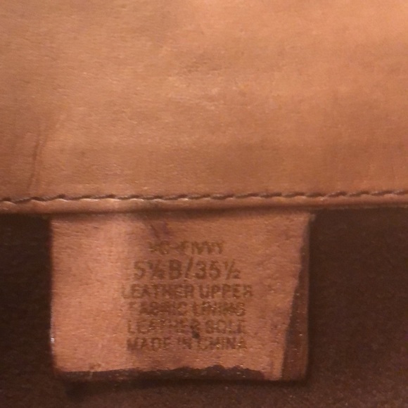 Brown leather boots - Picture 8 of 8